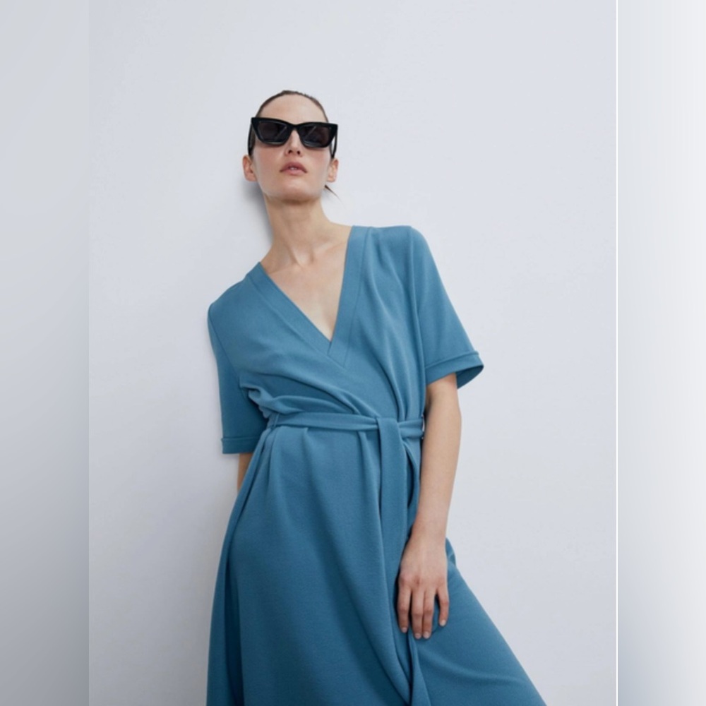 NWT Zara Teal Blue belted V-neck textured dress